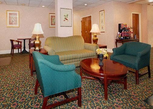 Comfort Downtown South 3*